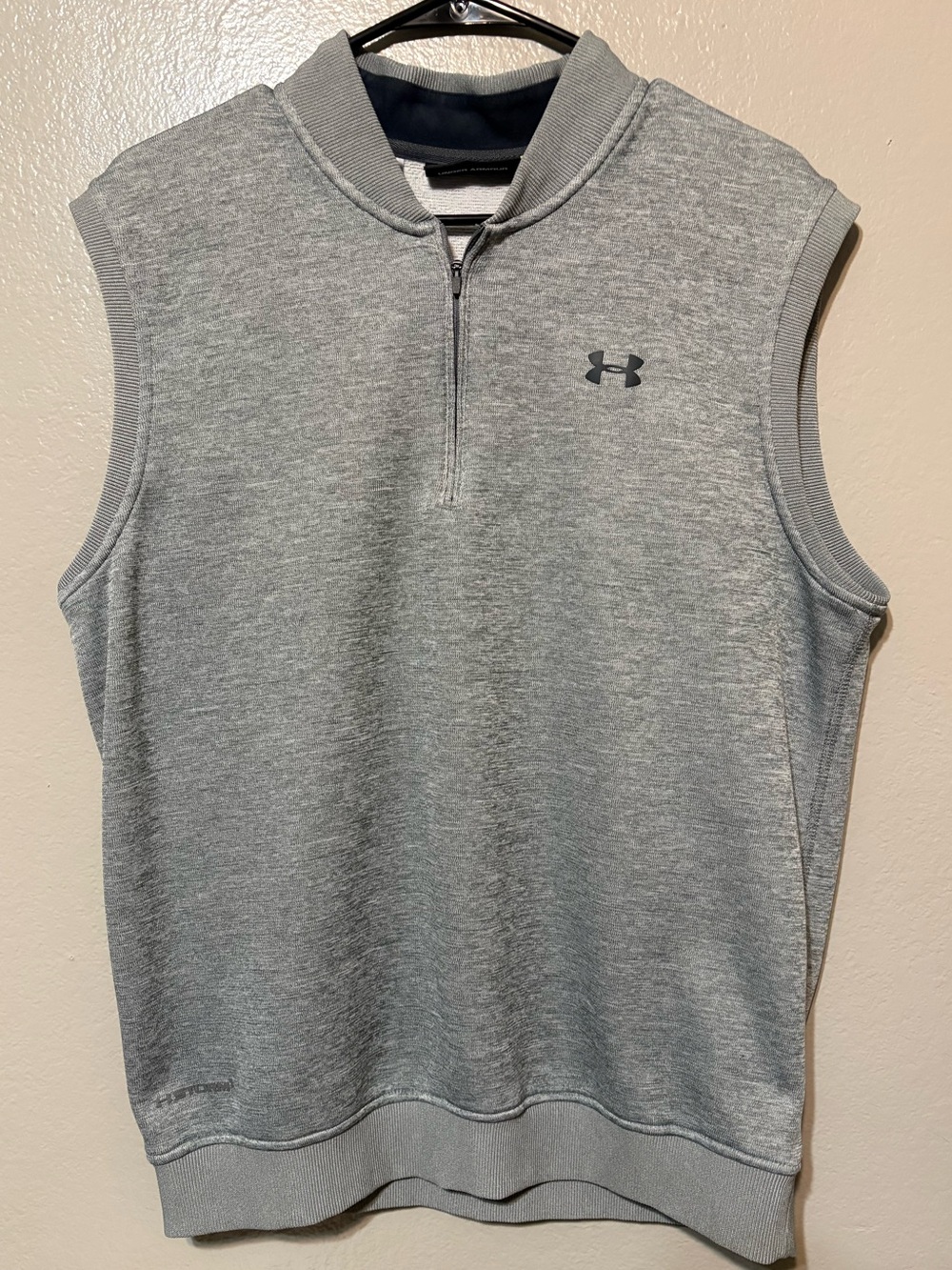 Under Armour Storm1 Light Gray Sleeveless Quarter-Zip Pullover Vest Size L